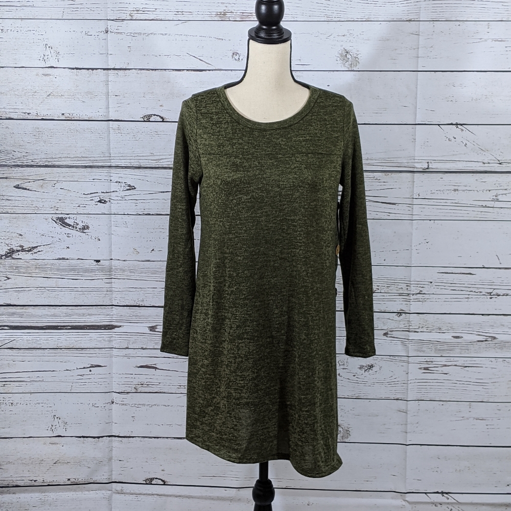 Bee uniq sweater small